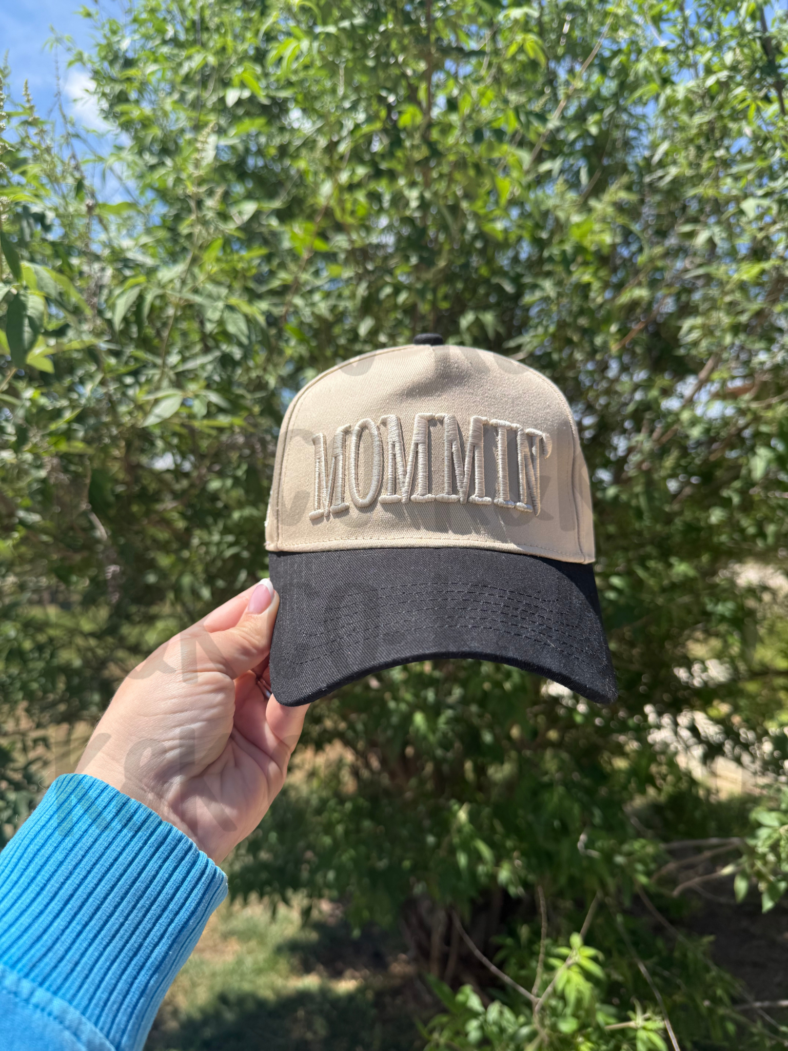 MOMMIN Hat