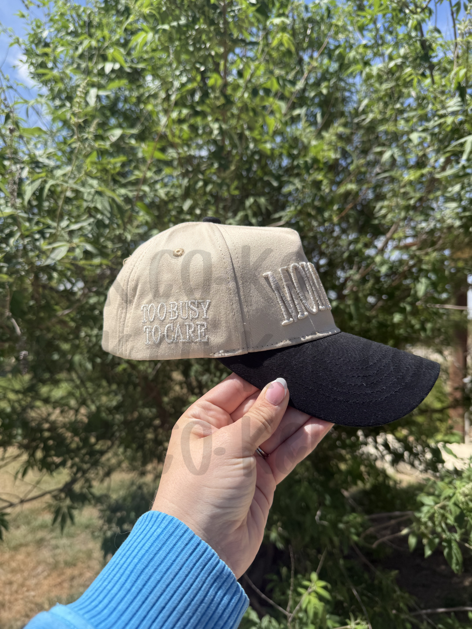 MOMMIN Hat